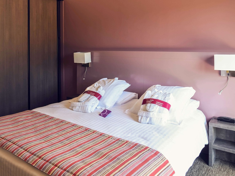 Superior Room, 1 Queen Bed - Photo 3