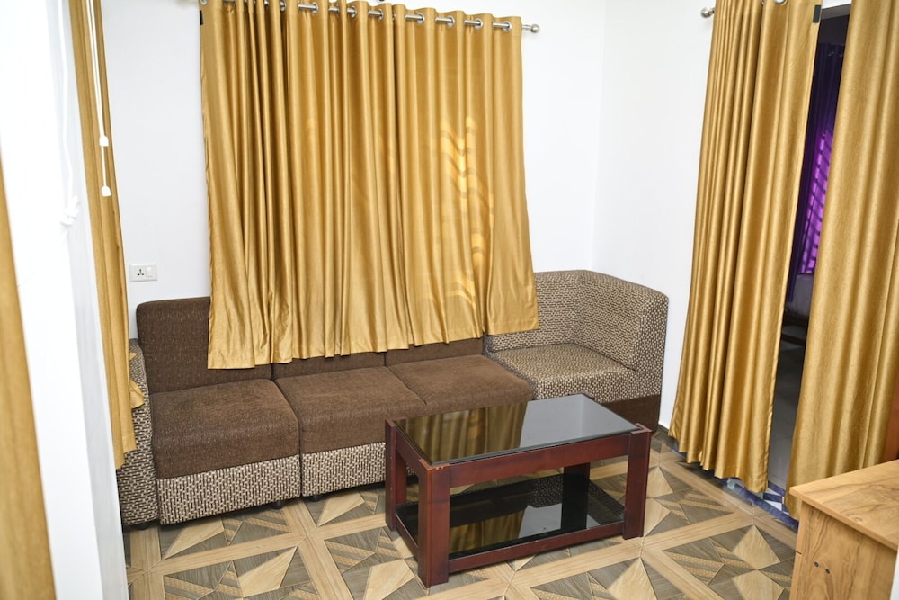 Deluxe Double Room, City View photo 2