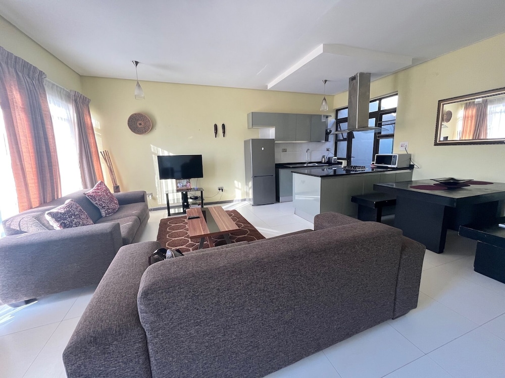 Family Apartment, 3 Bedrooms, Garden View photo 1