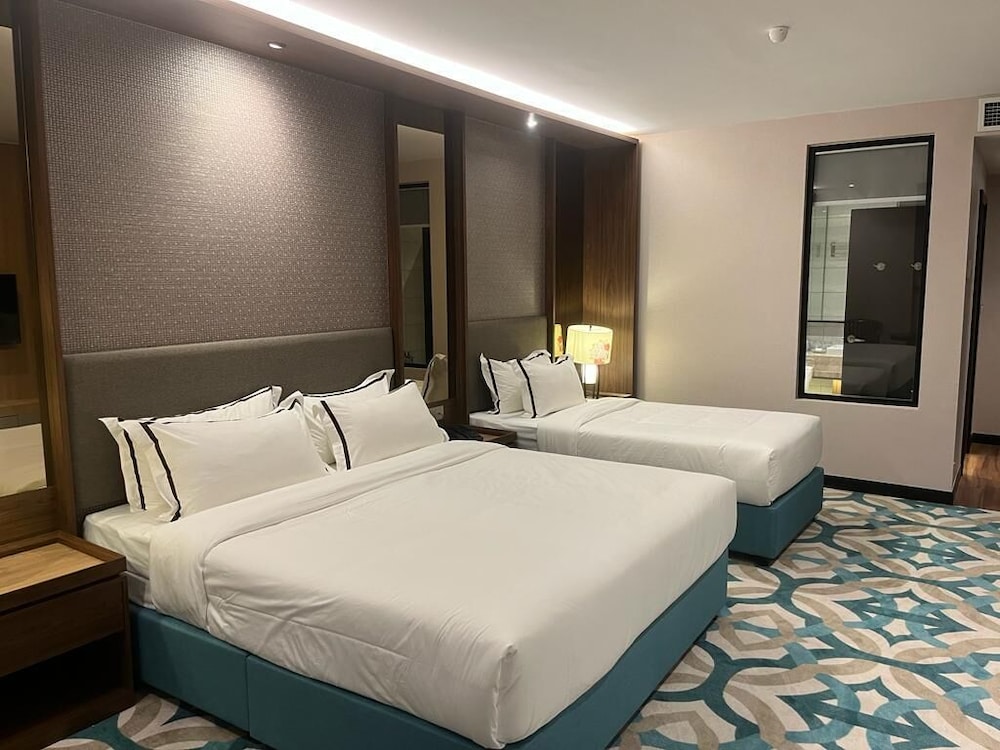 Executive Triple Room