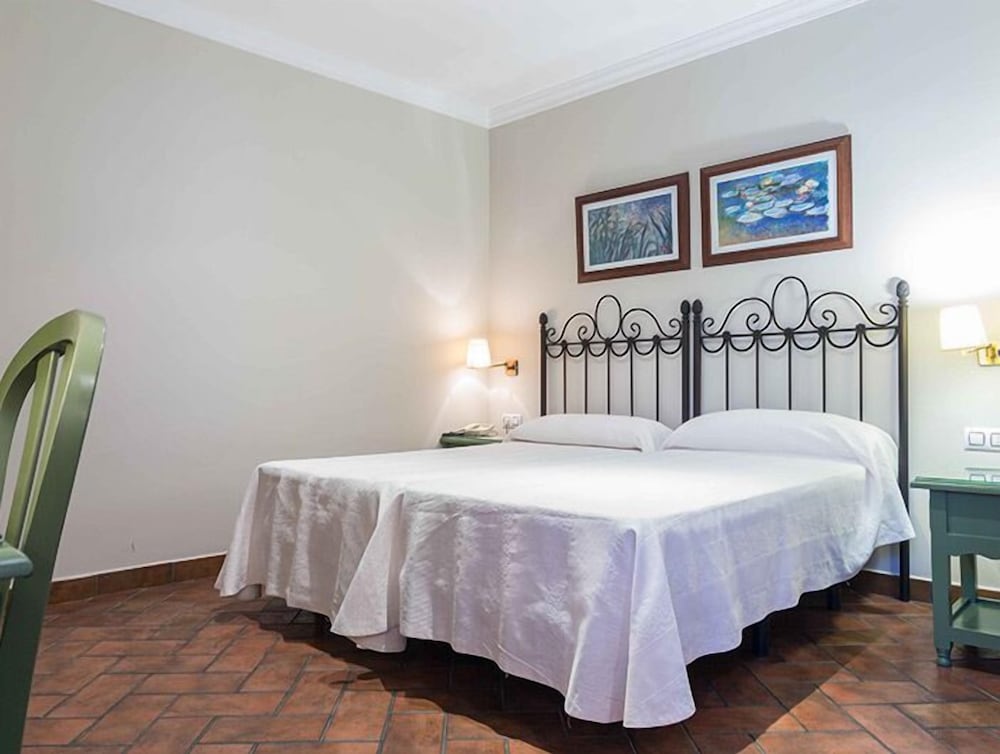 Triple Room - Photo 3