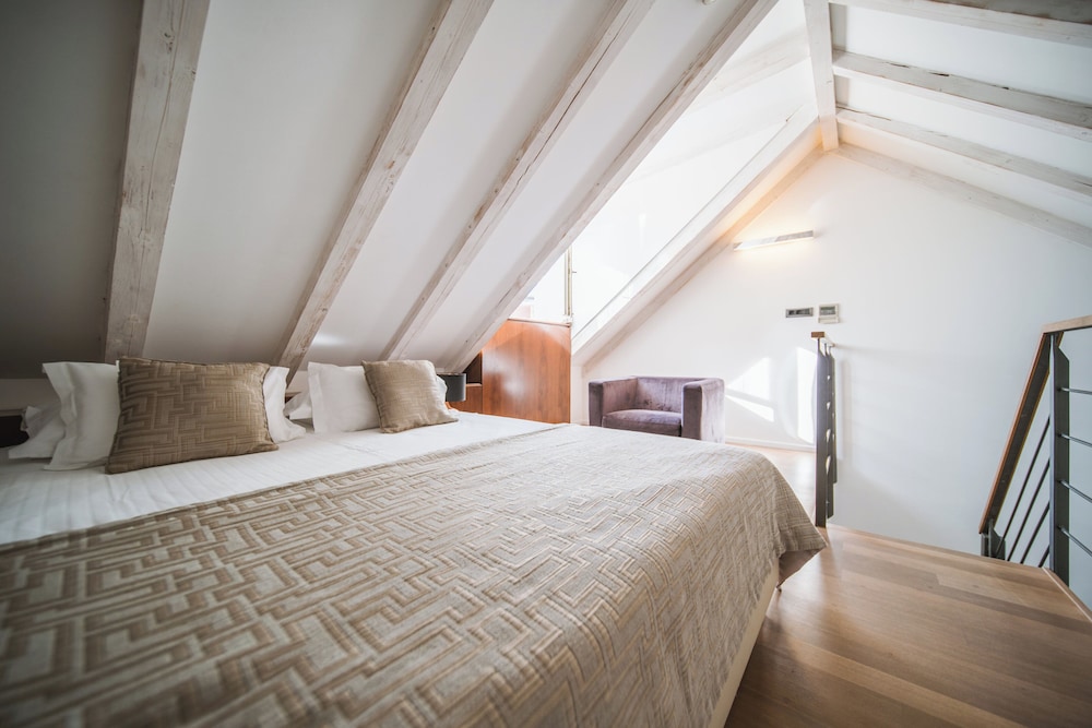 Superior Double Room (in Villa Dobric) photo 1