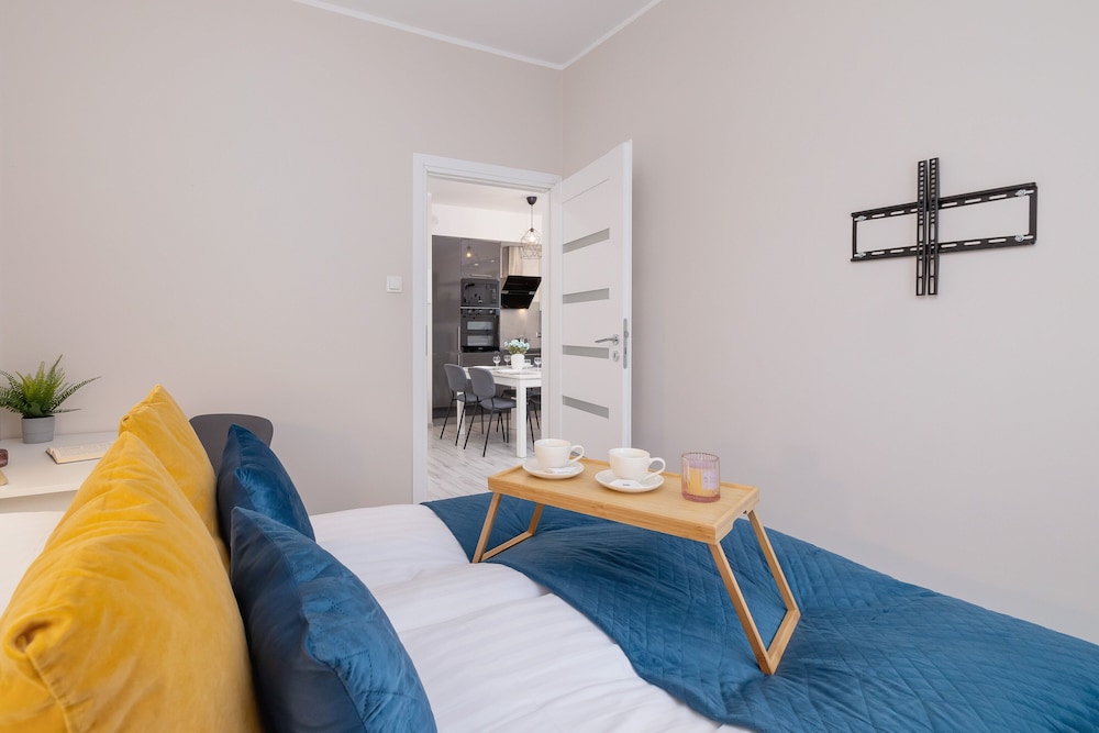 Apartment, 1 Bedroom, Kitchen, Garden View photo 3