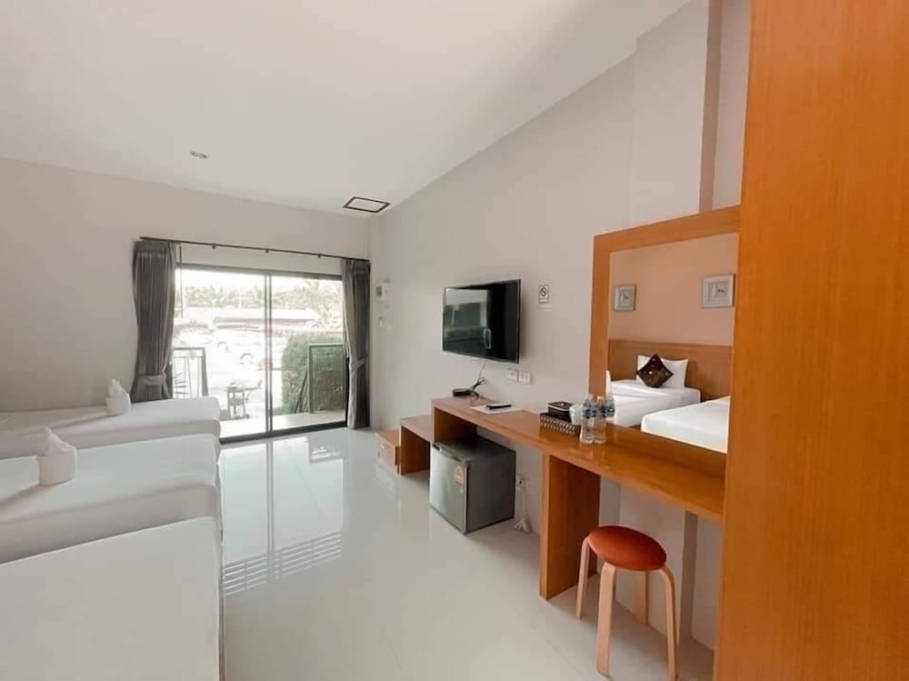 Standard Double Room - Photo 3