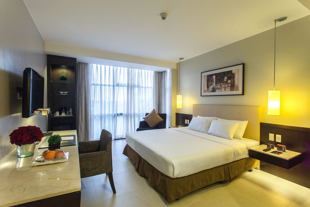 Standard Room, 1 Bedroom, Non Smoking - Photo 2