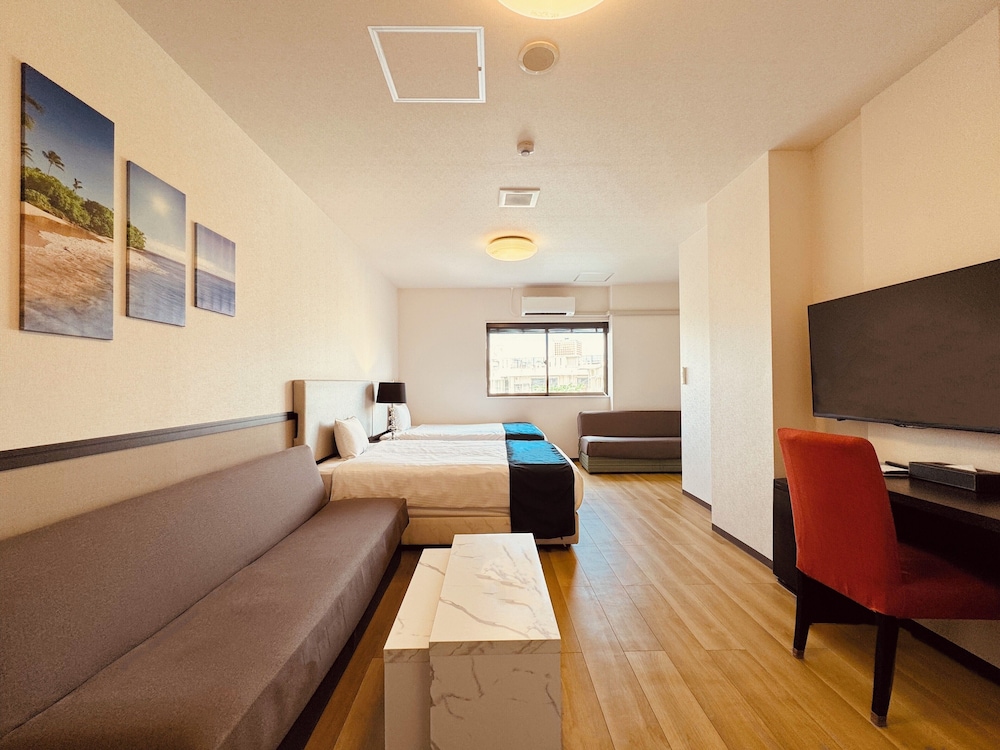 Premier Twin Room, Non Smoking (C)