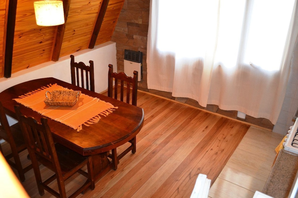 Comfort Chalet, 2 Bedrooms, Bay View, Beachfront