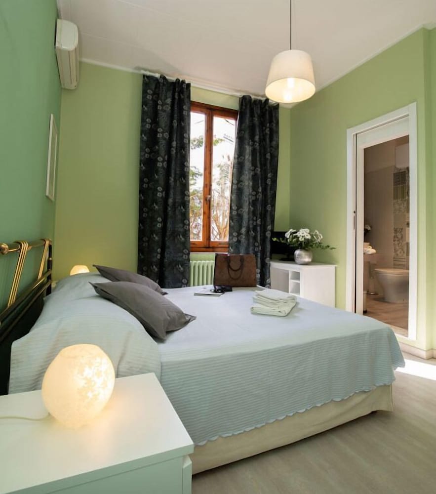 Traditional Room photo 2