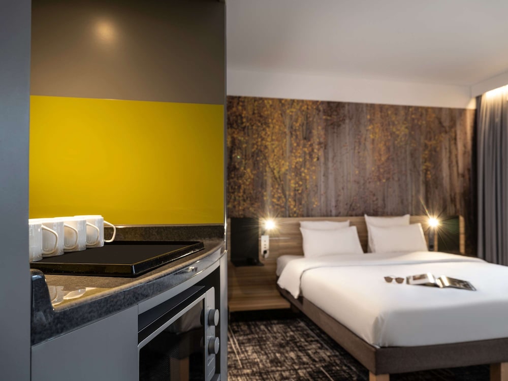 Standard Suite, 1 King Bed with Sofa bed (Junior) photo 2