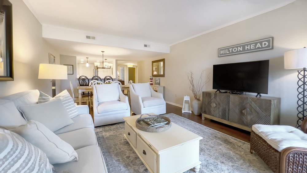 Villa, Multiple Beds, Balcony, Golf View (470 Plantation Club Villas)