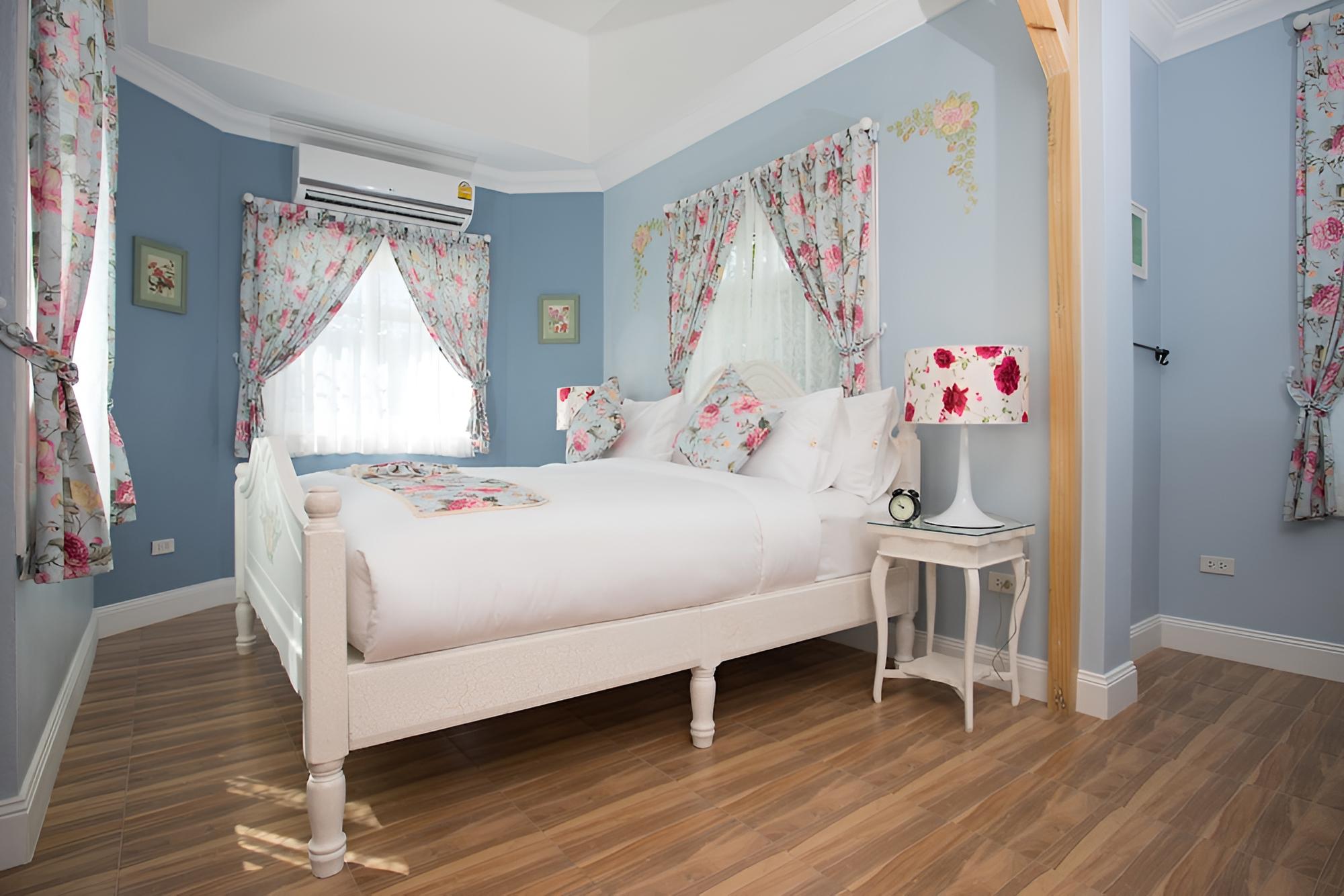 Grand Deluxe Suite photo 1