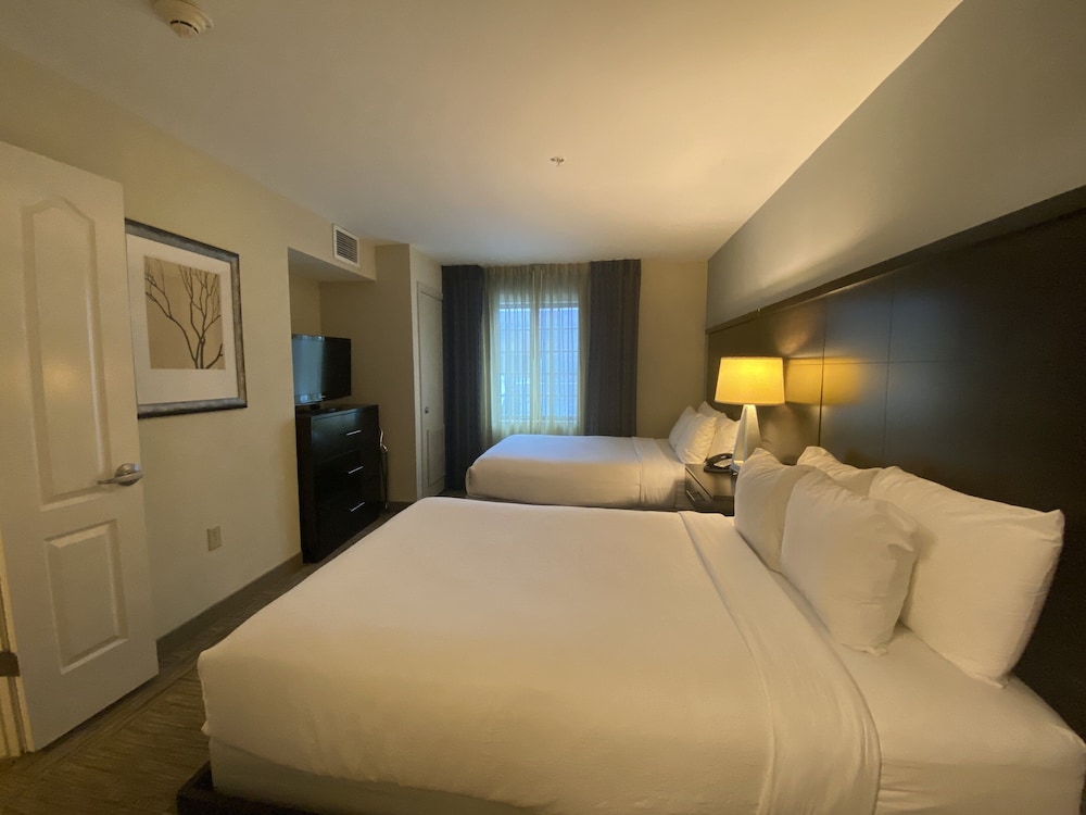 Suite, 1 Bedroom, Accessible, Non Smoking (Kitchen, Accessible Bathtub) - Photo 4