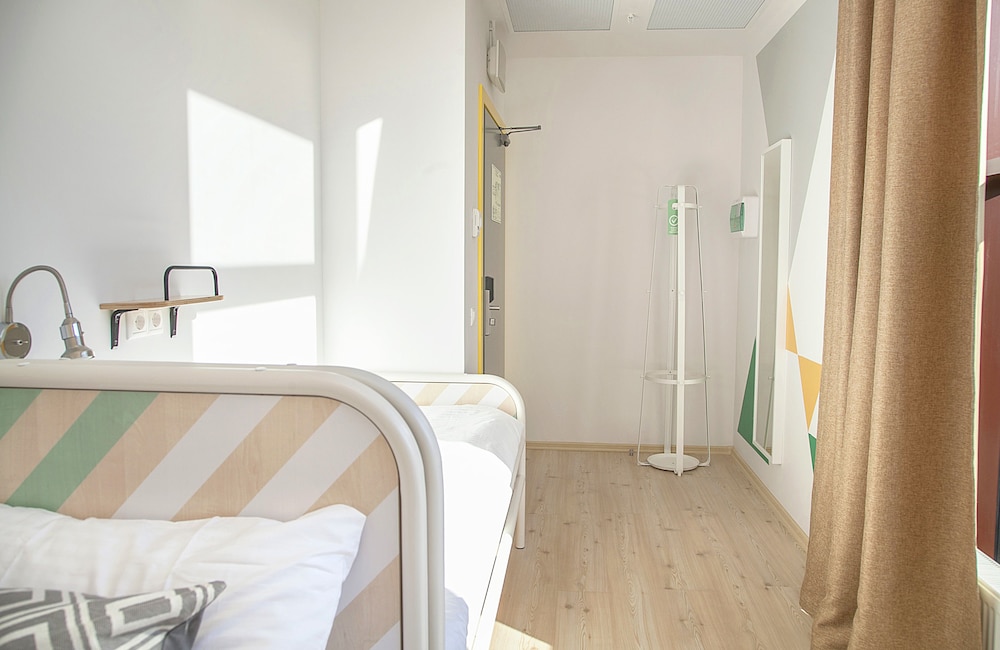 Economy Twin Room photo 1