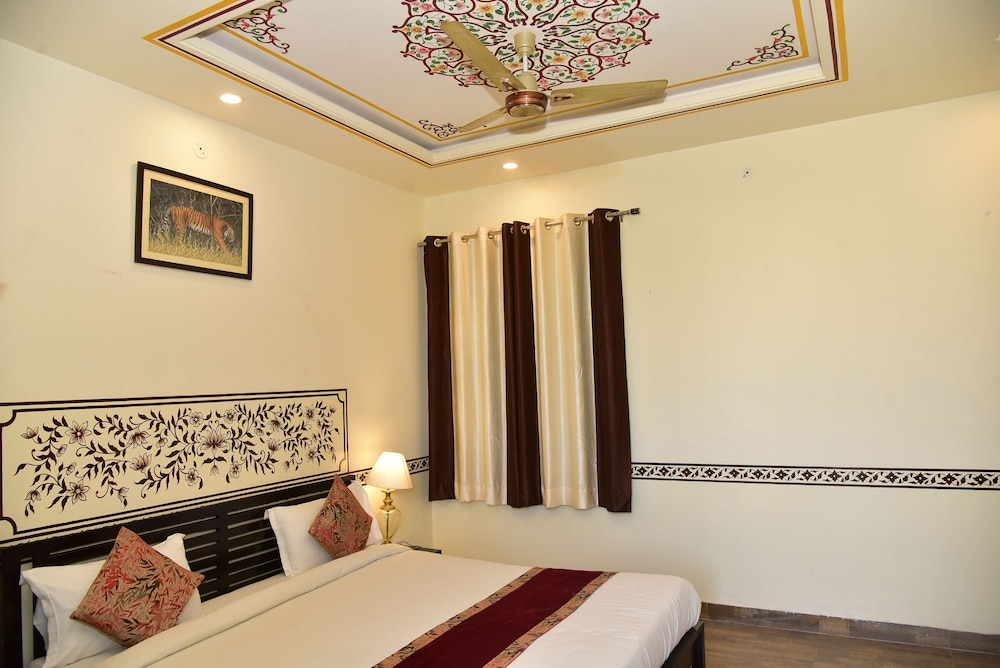 Deluxe Room - Photo 1