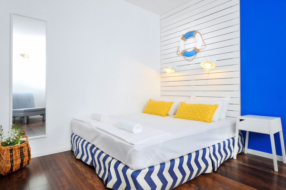 Double or Twin Room - Photo 2