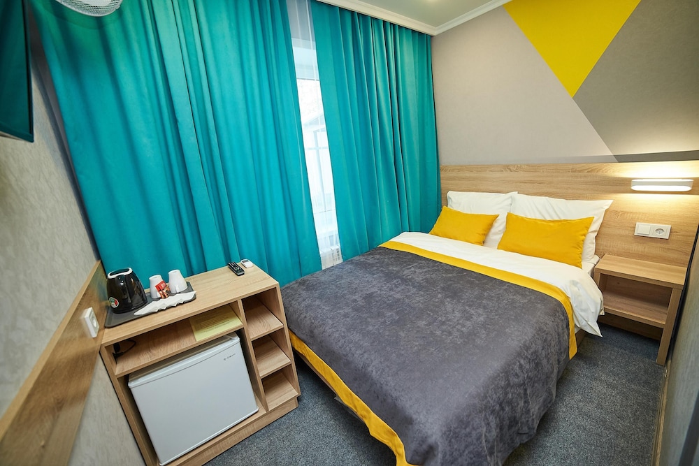 Comfort Double Room, Refrigerator