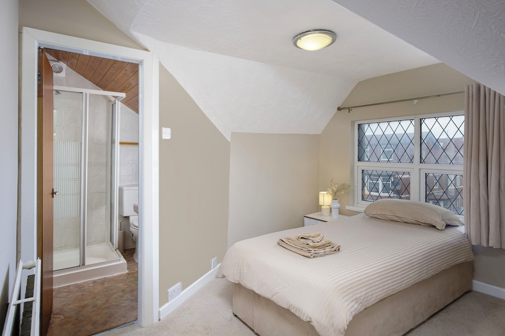 Basic Single Room
