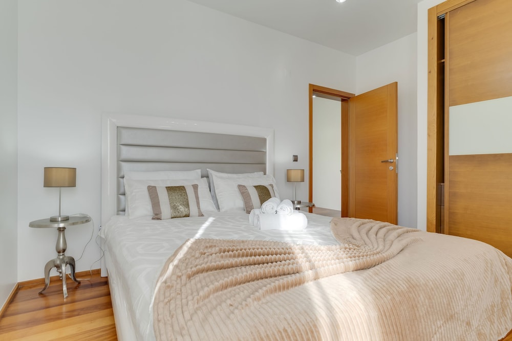 City Villa photo 1