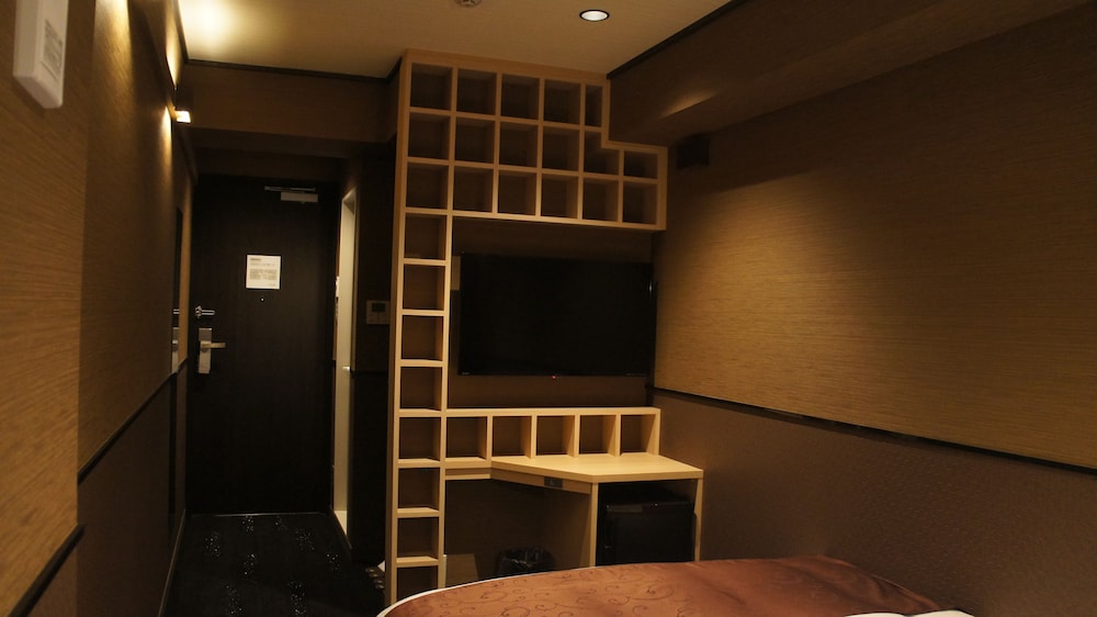 Double Room (With a Bathtub) photo 3