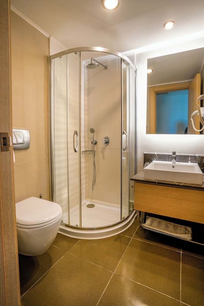 Premium Room, Pool Access