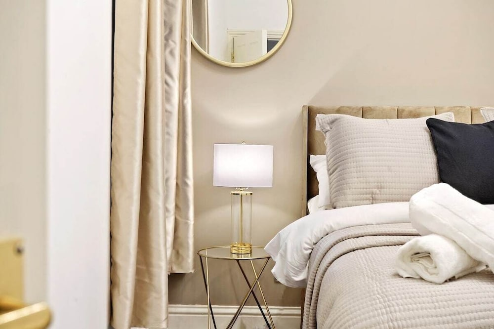 Deluxe Apartment, Private Bathroom