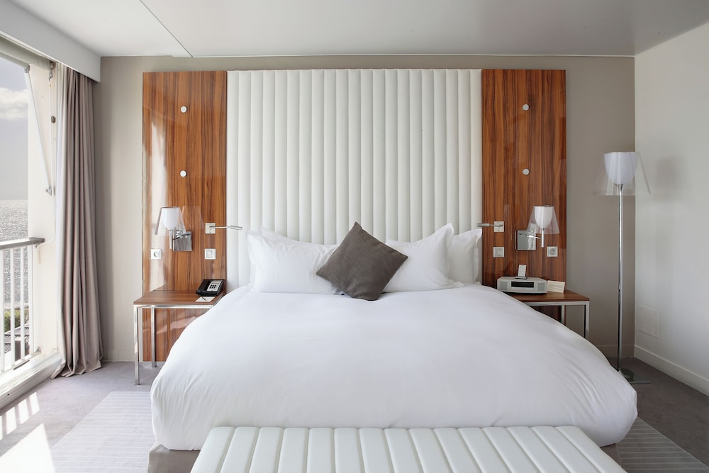Superior Suite, 1 King Bed photo 1