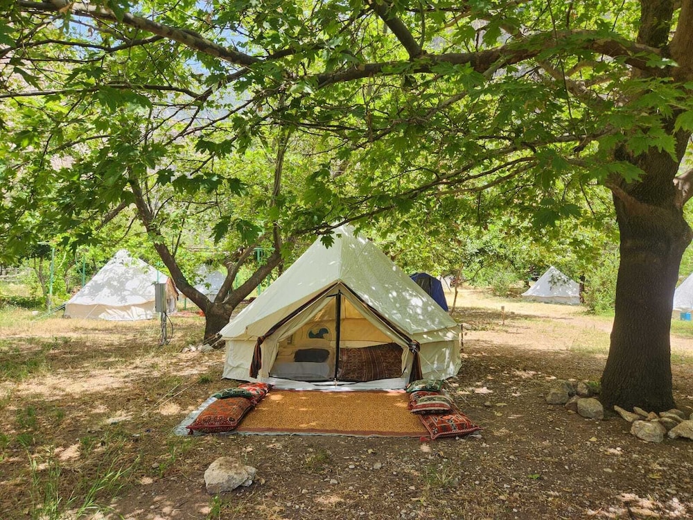 Traditional Tent, 1 Bedroom, Valley View, Mountainside