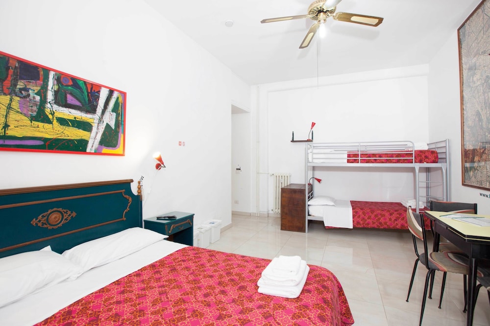 Traditional Quadruple Room photo 1