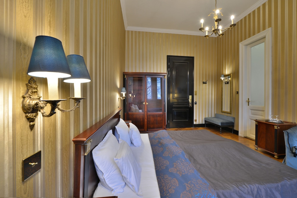 Boutique Double Room - Photo 10