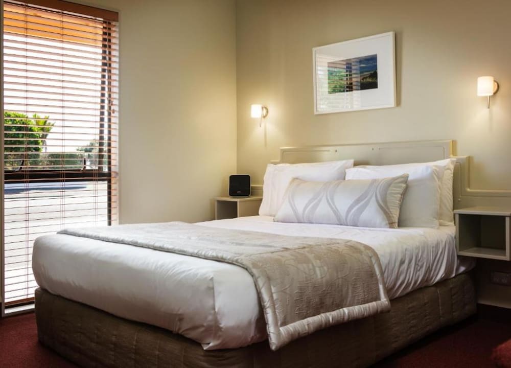Premium One Bedroom Suite