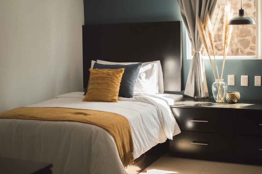 Deluxe Suite, 2 Queen Beds