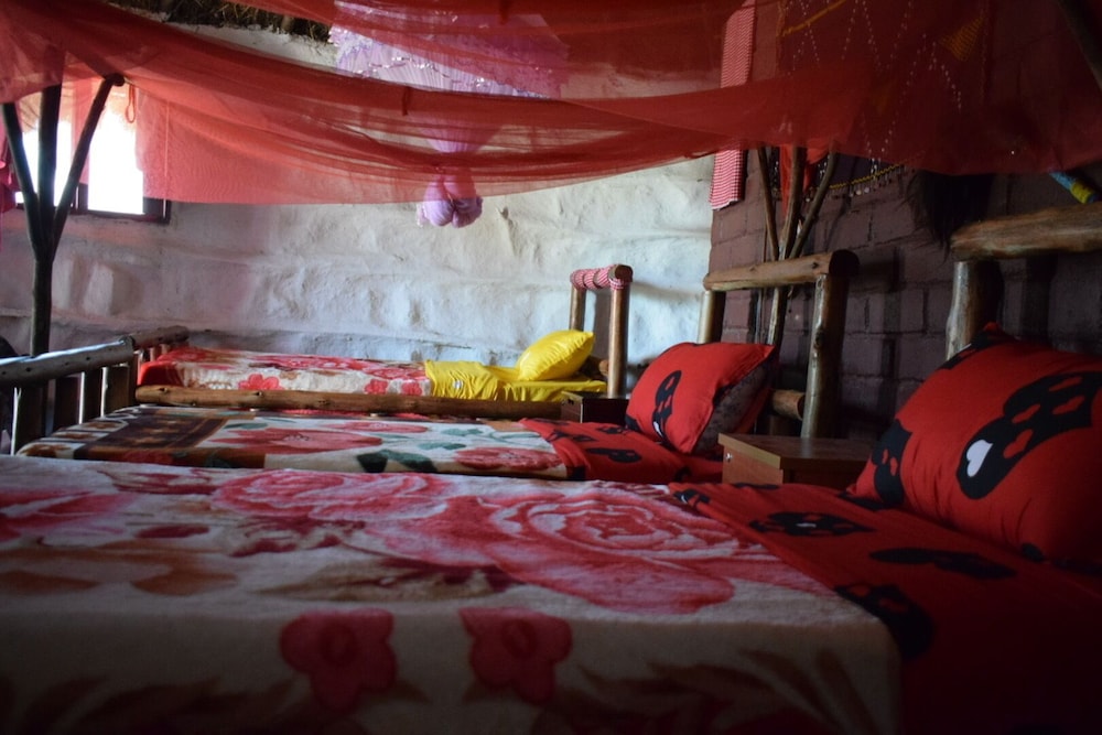 Traditional Room, 3 Twin Beds photo 1