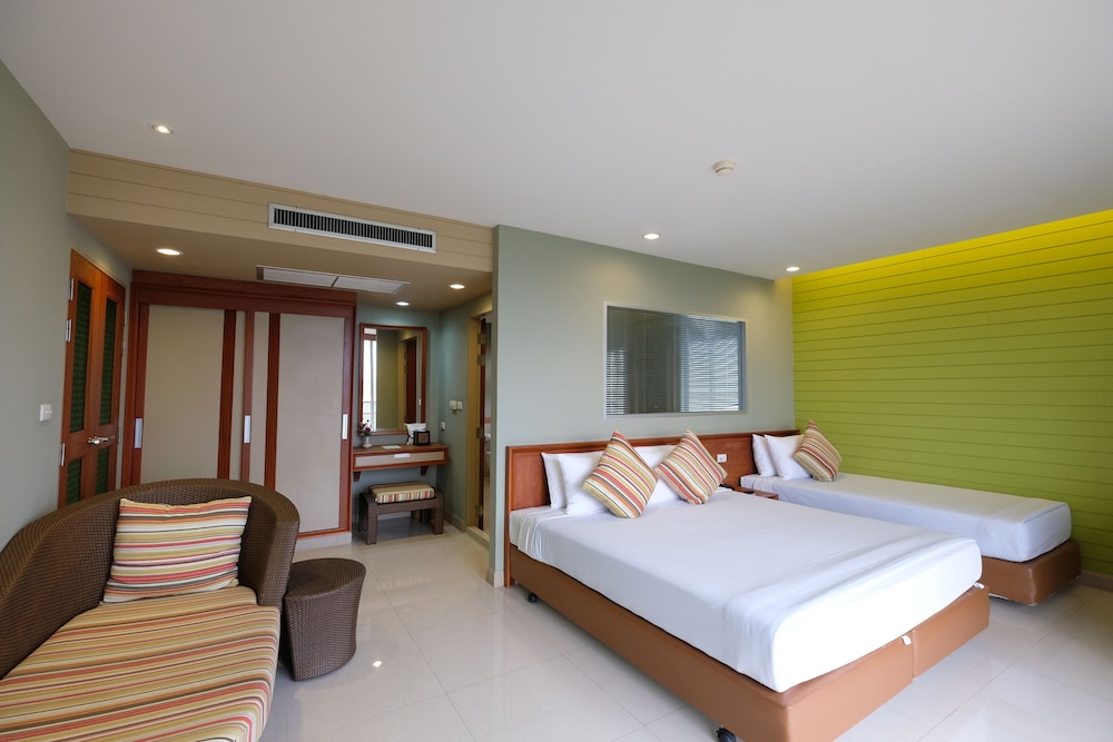 Royal Family Suite - Photo 5