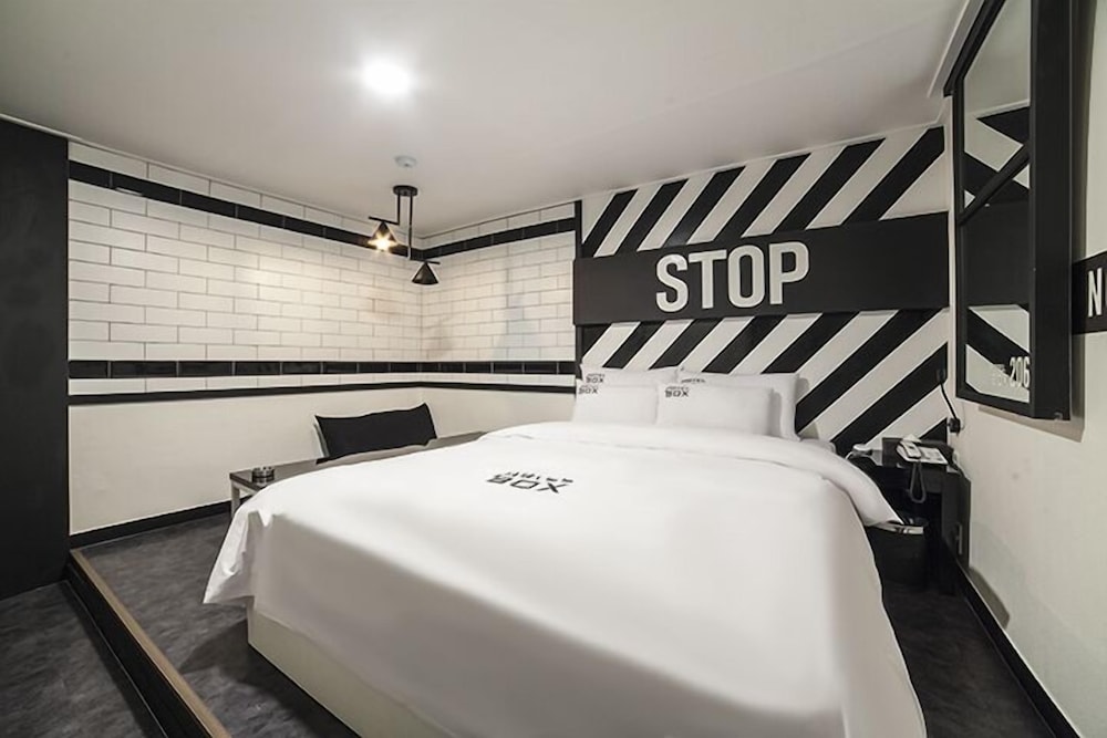 Standard Room photo 2