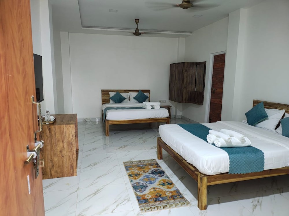 Family Quadruple Room, Air conditioning photo 1