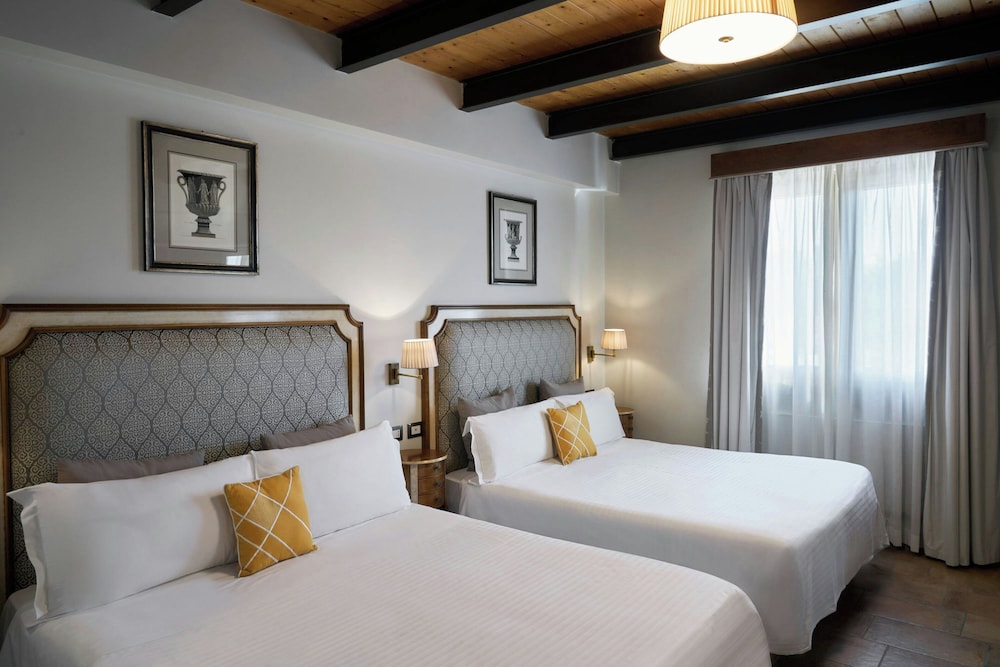 Executive Room, 1 Queen Bed