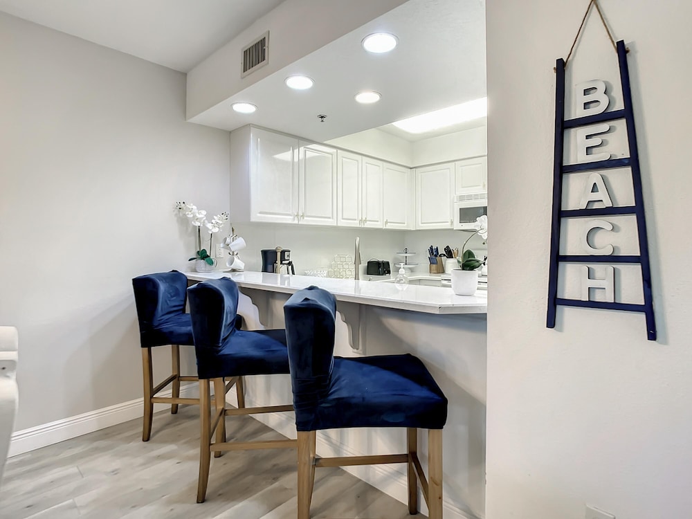 Take in the Gorgeous Sunset in This Beautiful 3 2 Condo Located in Bldg 10at Oceanwalk Ow10-205, Photo 34