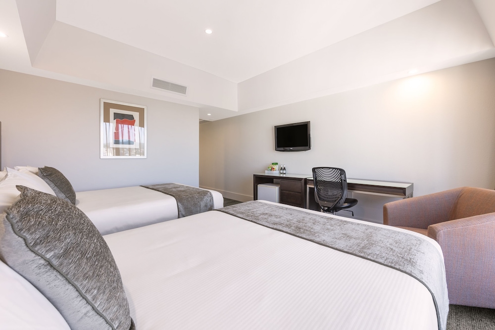 Executive Twin Room - Photo 2