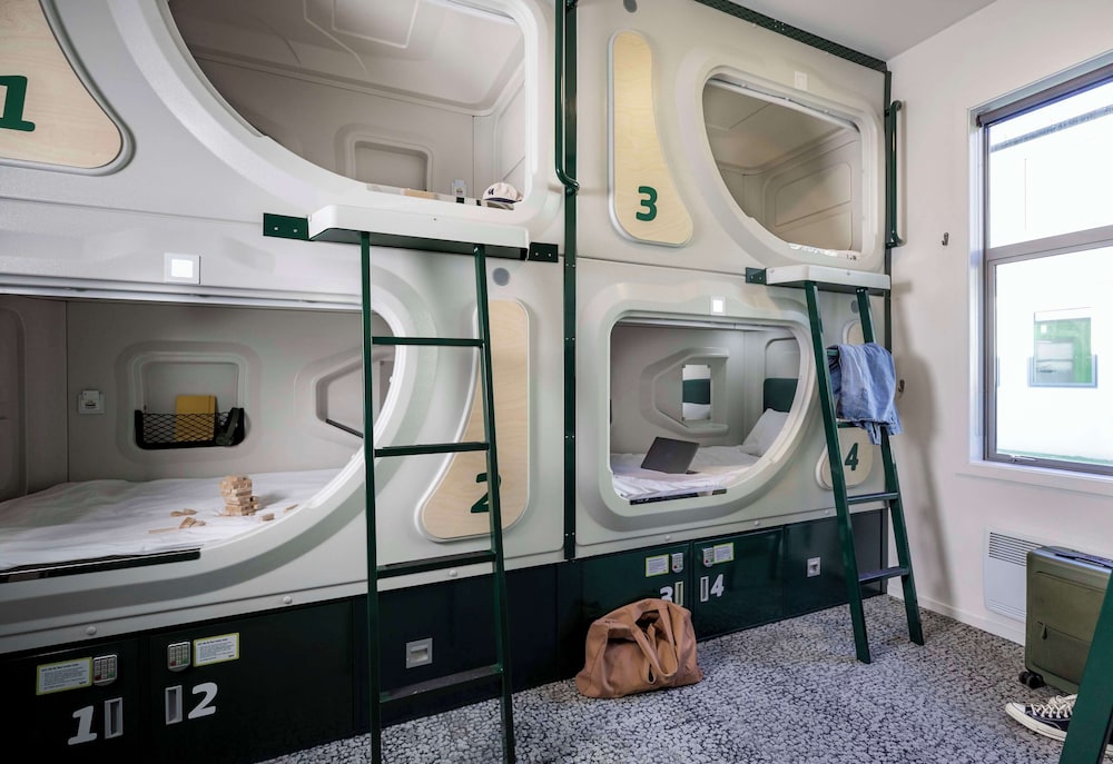 Private 8 Pod Room, Shared Bathroom
