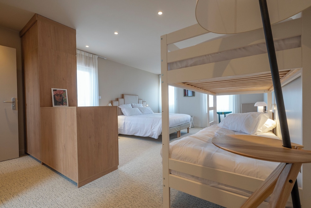 Quadruple Room, 1 Bedroom, Balcony photo 1