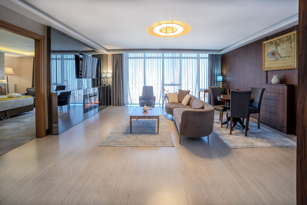 Grand Suite - Photo 8