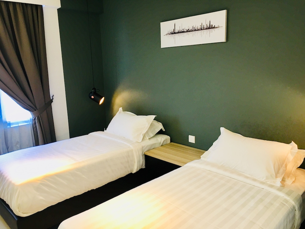 Deluxe Twin Room - Photo 7