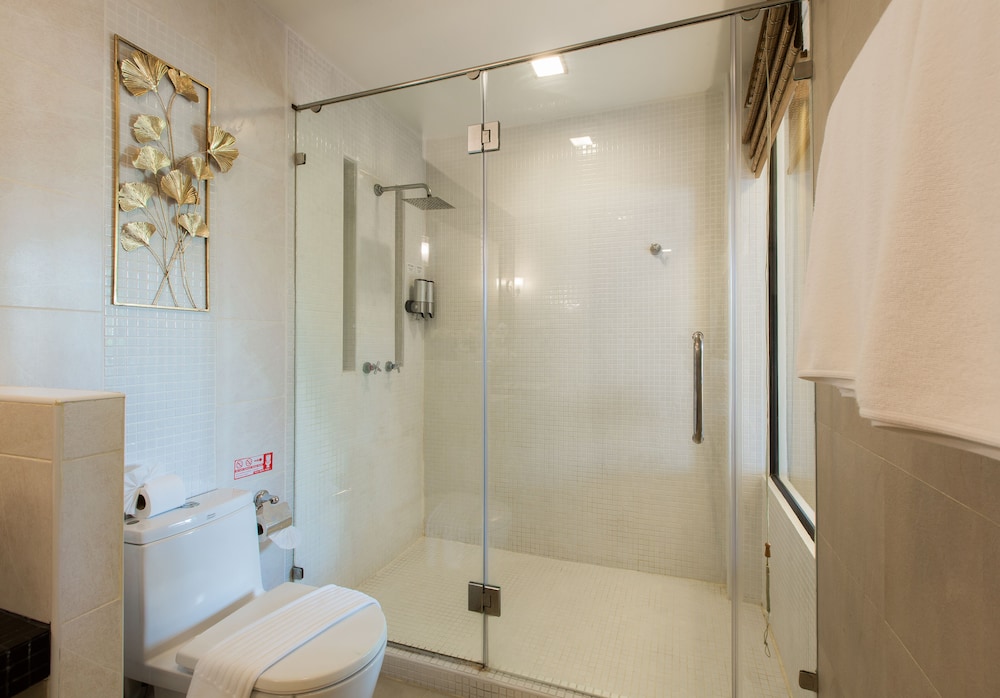 Grand Family Suite - Photo 14