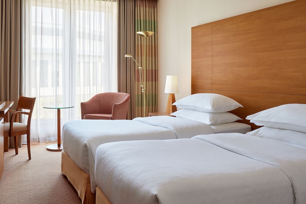 Superior Room, 2 Twin Beds - Photo 3