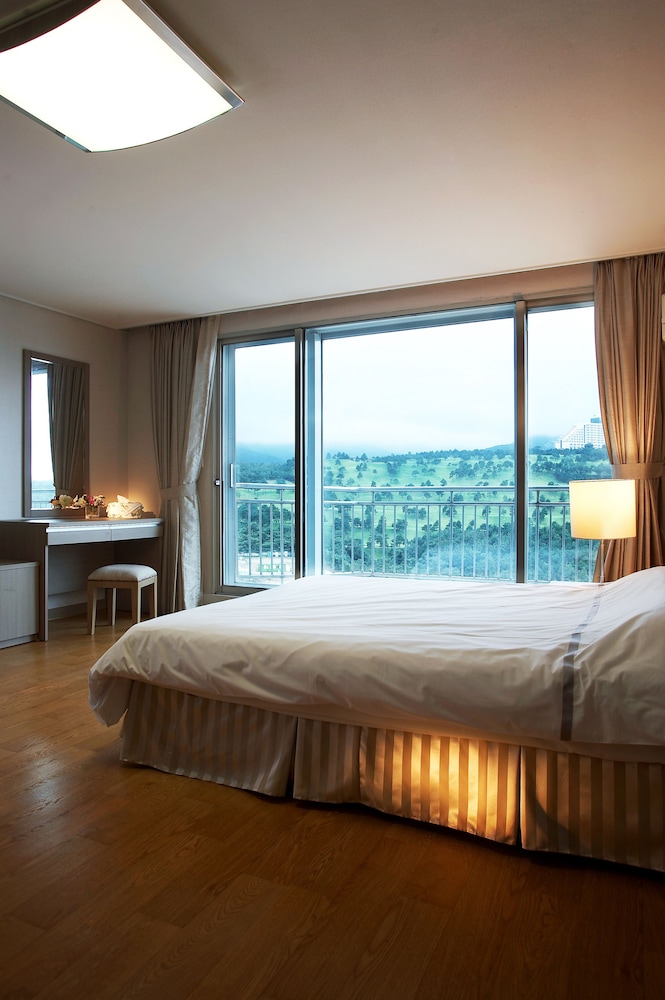 Standard Room (Bed Type: Randomly Assigned) photo 3