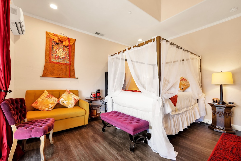 Premium Room - Photo 1