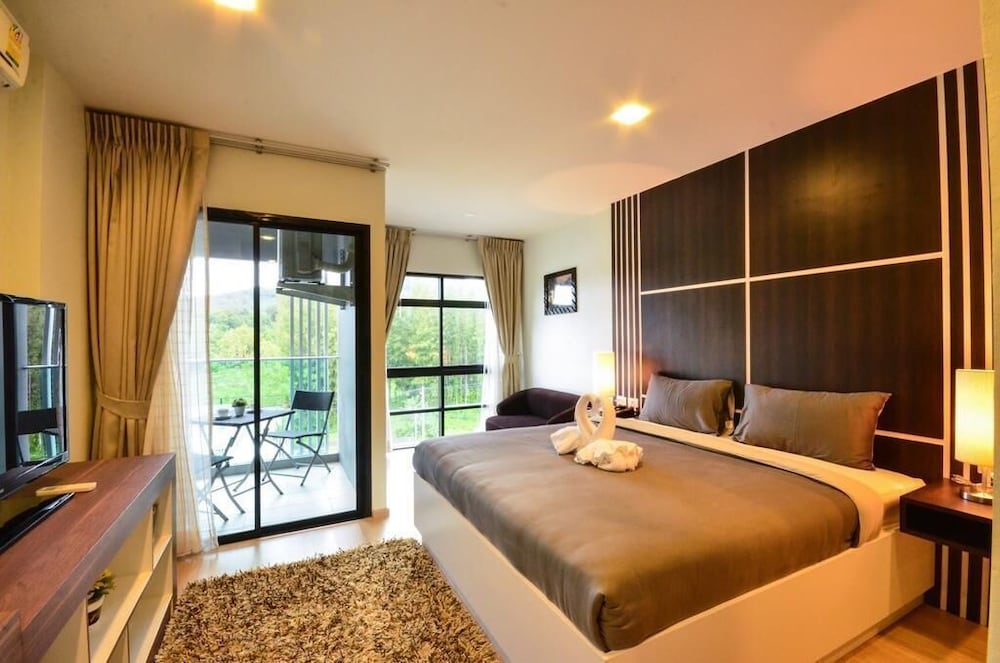 Deluxe Studio, 1 Double Bed - Photo 2