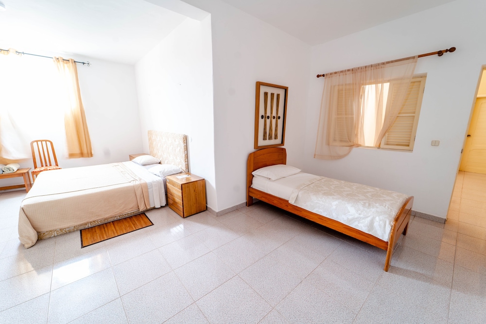 Double or Twin Room photo 3