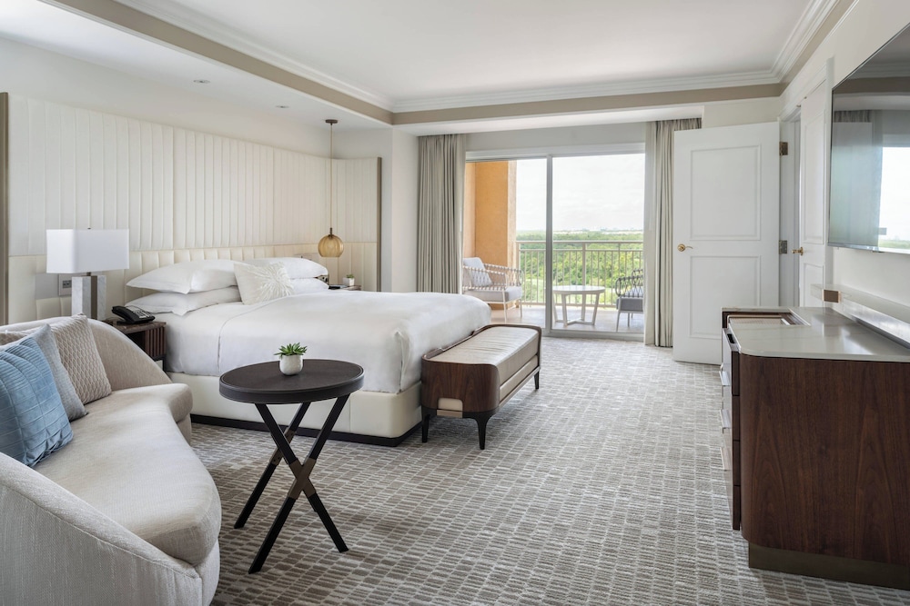 Club Room, 1 King Bed