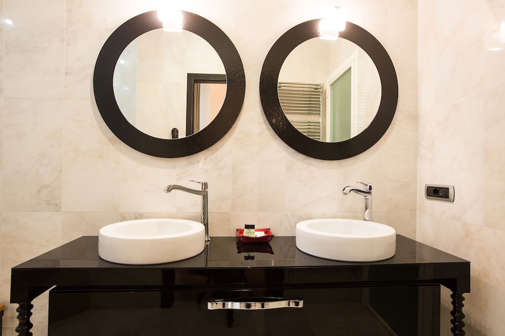 Junior Suite - Photo 11